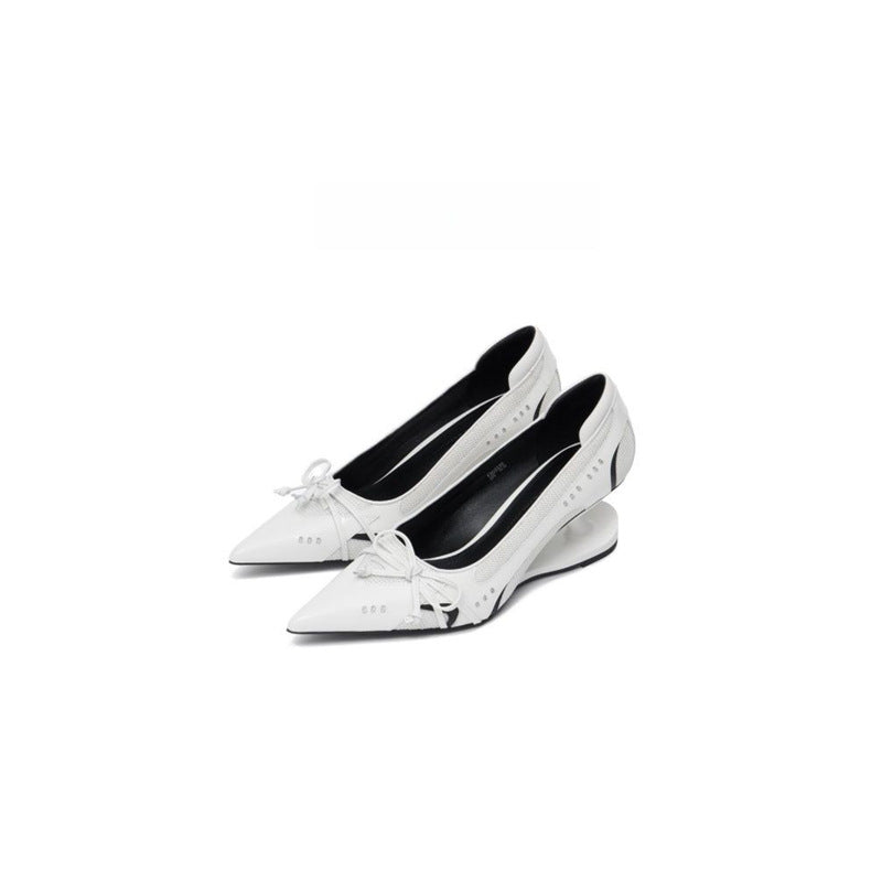 Damen elegante High Heel Ballerinas mit glänzender Oberfläche und Rüschendetail EB