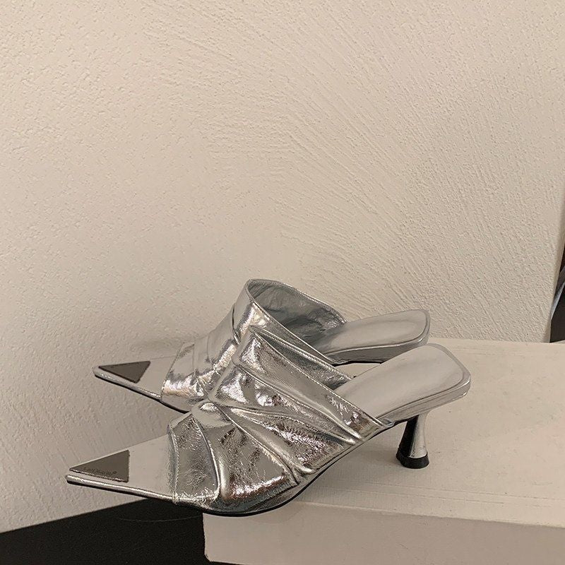 Damen offene Mules mit elegantem Rüschendesign EB