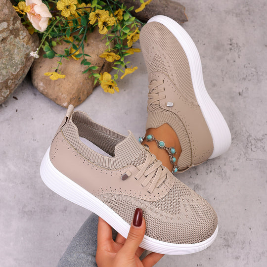 Damen Atmungsaktive Sneakers mit innovativem Strickdesign EB