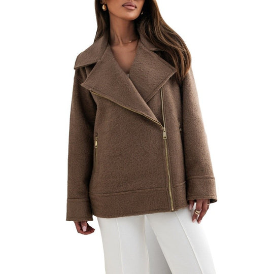 Damen elegante flauschige Bikerjacke mit goldenen Reißverschlussdetails EB