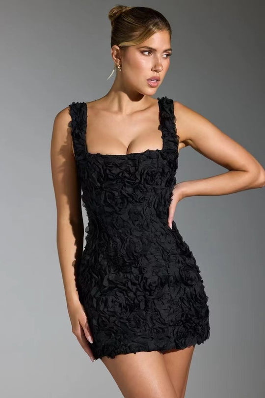 Damen Minikleid mit strukturierten Blumenapplikationen und verführerischem Ausschnitt EB