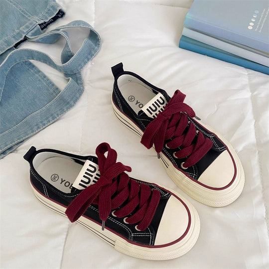 Damen Trendige Sneaker mit dicker Sohle und modischen Details EB