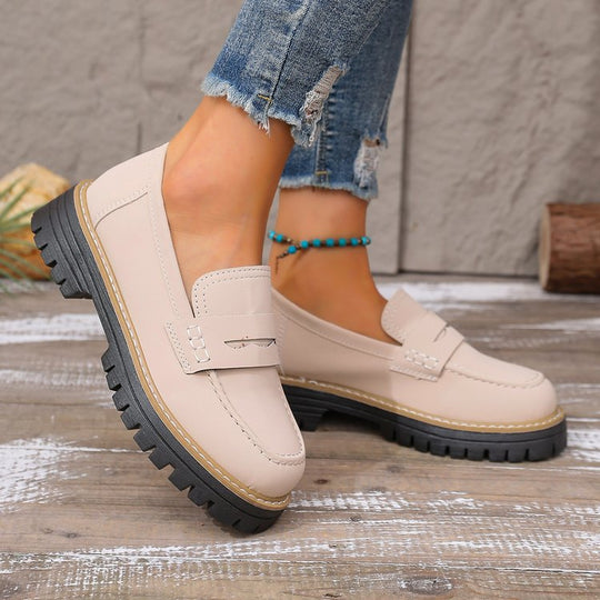 Damen Plateau-Loafer mit profilierter Gummisohle und Mokassin-Detail EB