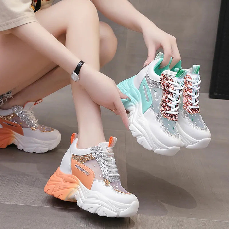 Damen sportliche Sneakers mit hochflexibler Sohle und modischen Glitzerdetails EB