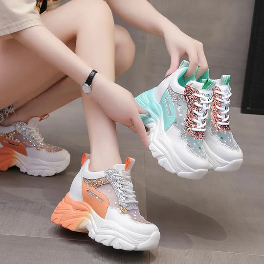Damen sportliche Sneakers mit hochflexibler Sohle und modischen Glitzerdetails EB