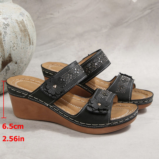 Damen Elegante und bequeme Wedge-Sandalen mit floralen Applikationen EB