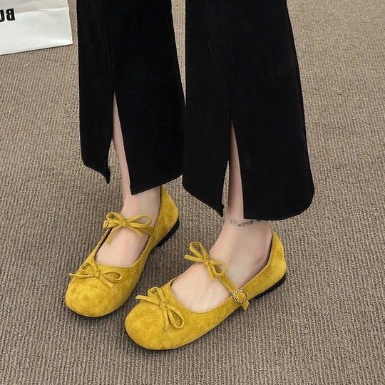 Damen Ballerina-Schuhe mit verspieltem Riemchen und elastischer Passform EB