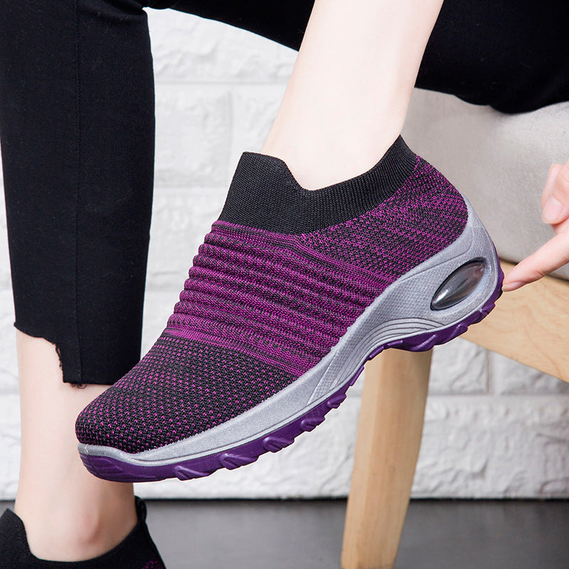 Damen Luftgepolsterte Sneakers mit elastischem Strickoberteil EB