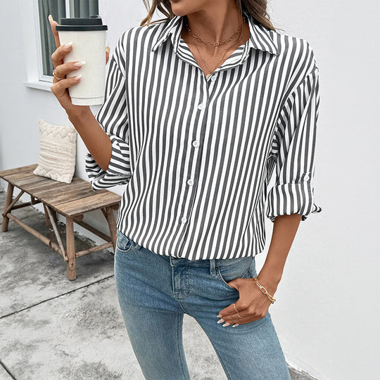 Damen gestreiftes Blusenshirt mit modernem Kragen und bequemen Ärmelaufschlägen EB