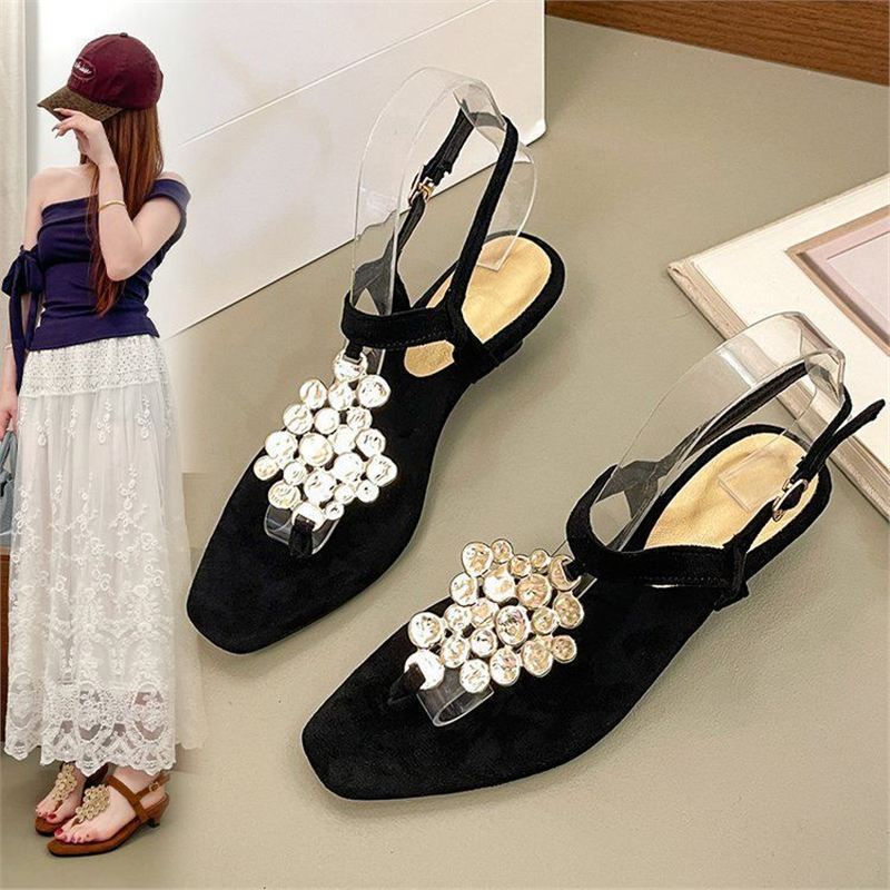 Damen elegante Slingback Sandalen mit dekorativen Metallakzenten EB