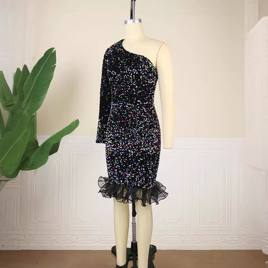 Damen Glitzerndes Abendkleid mit asymmetrischem Schnitt und Rüschenabschluss EB