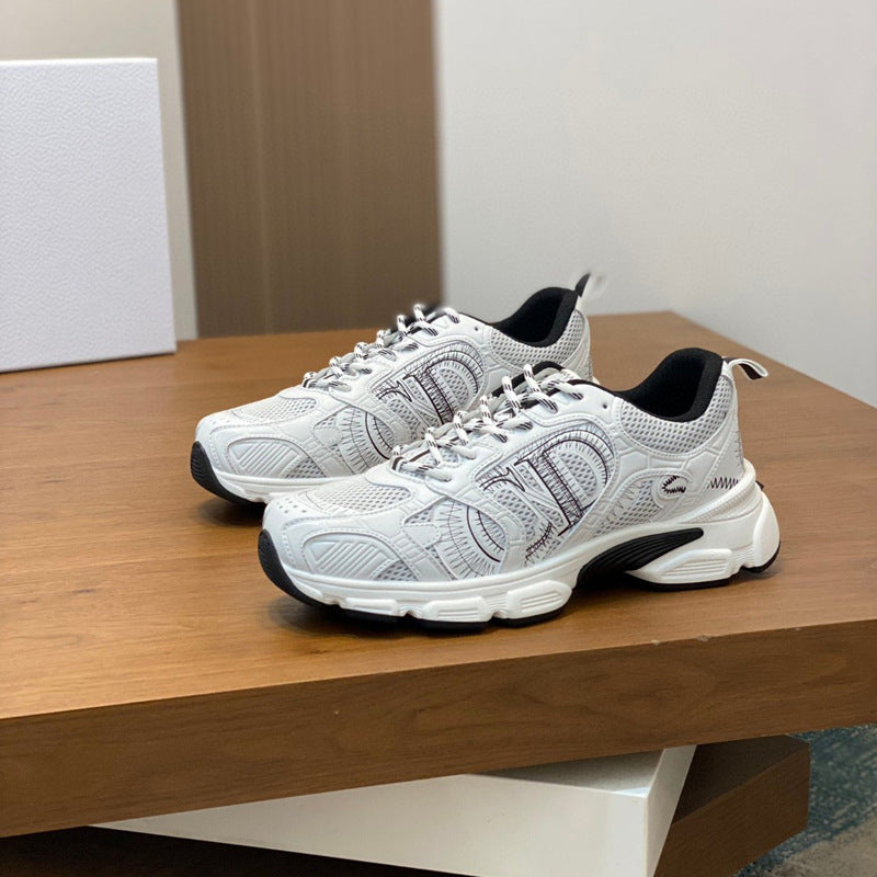 Damen Sportliche Sneakers mit innovativem Design und atmungsaktiver Oberflächenstruktur EB