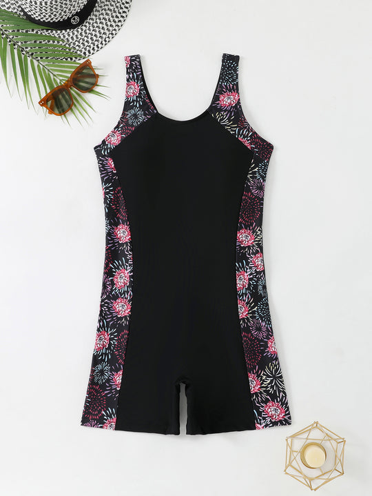 Damen Sportlicher Schwimmanzug mit grafischem Design EB