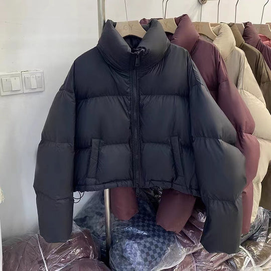 Damen Kurze wattierte Funktionsjacke mit hohem Kragen und seitlichen Taschen EB
