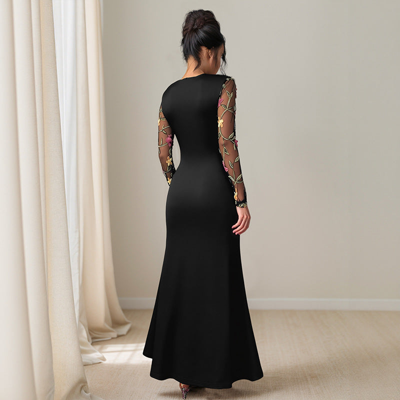 Damen Elegantes Wickelkleid mit floralem Mesh-Detail EB