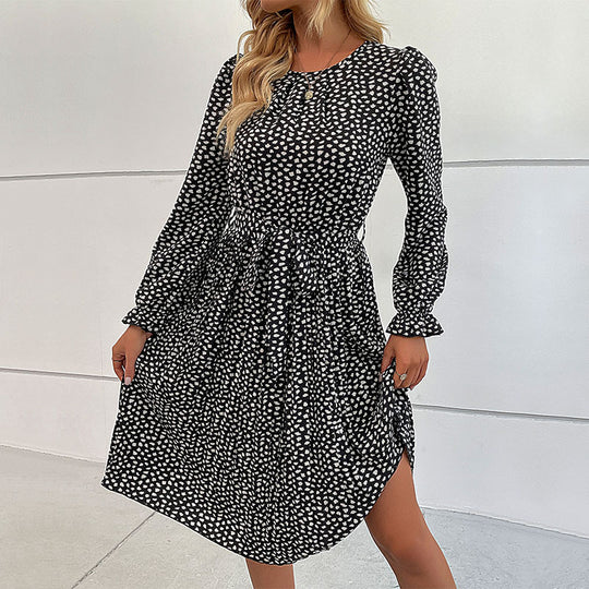 Damen Midi-Kleid mit elegantem Rüschendesign und Bindegürtel EB