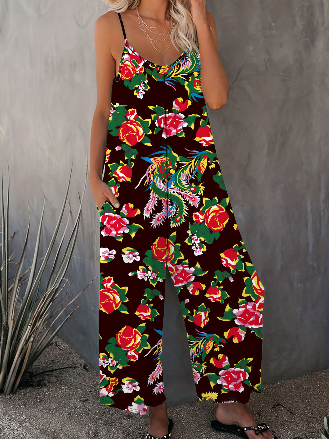 Damen Luftiger Jumpsuit mit floralem Design und verstellbaren Trägern EB