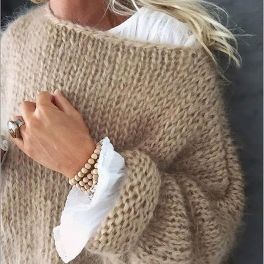 Damen Kurzgeschnitteter flauschiger Grobstrickpullover mit überschnittener Schulter EB