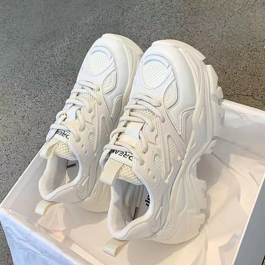 Damen Sportliche chunky Sneakers mit rutschfester Sohle und atmungsaktiver Mesh-Oberfläche EB