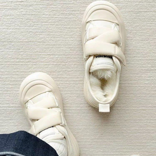Damen Gemütliche Sneaker mit warmem Innenfutter und praktischem Klettverschluss EB