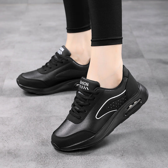 Damen Sportliche Sneakers mit dämpfendem Luftpolstersystem und atmungsaktiver Oberfläche EB