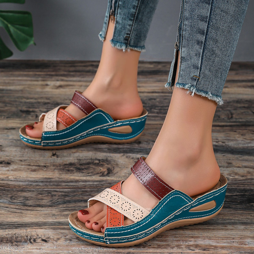 Damen Komfortable Clogs mit modischem Riemendesign EB