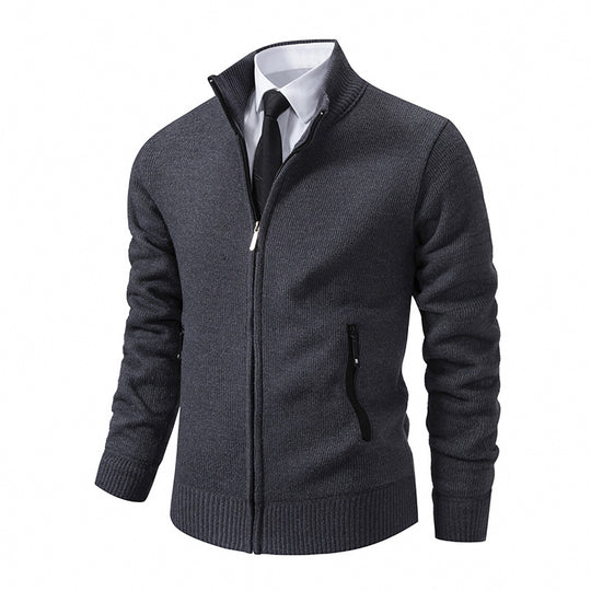 Herren Strickjacke mit hohem Kragen und modernen Reißverschlusstaschen EB