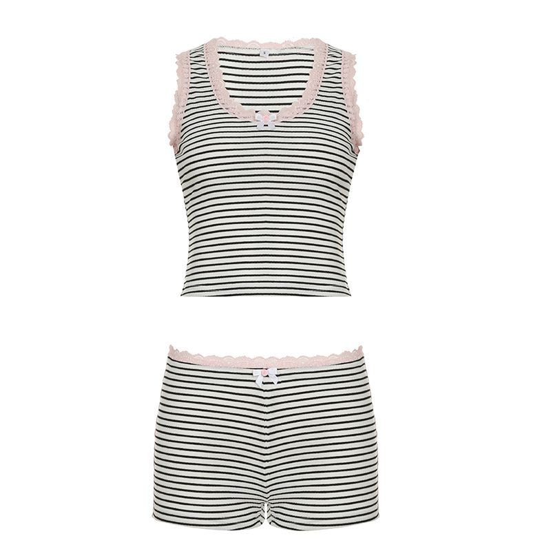 Damen Badeset mit trendy Streifenmuster EB