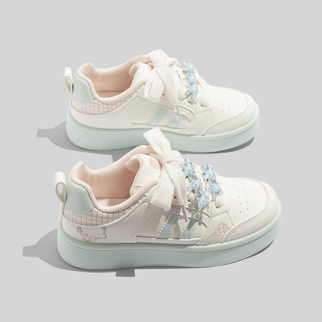 Damen Sneakers mit charmanten Sternenapplikationen und bequemer Dämpfung EB