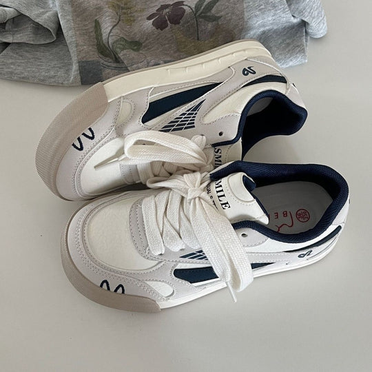 Damen Sportliche Sneaker mit atmungsaktiven Netzdetails EB