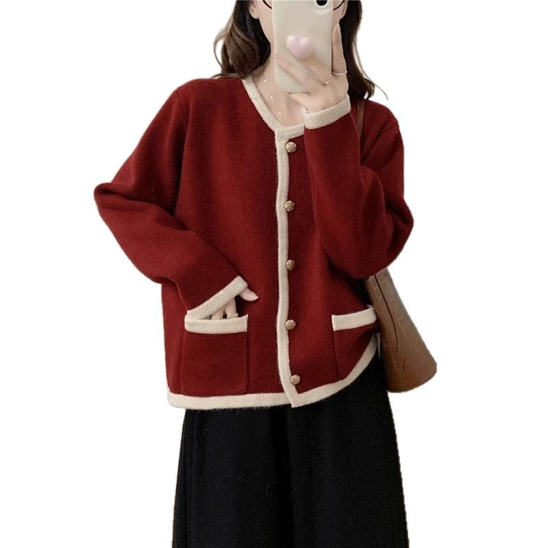 Damen Strickjacke mit einzigartigem Knopfdetail und Kontrastdesign EB