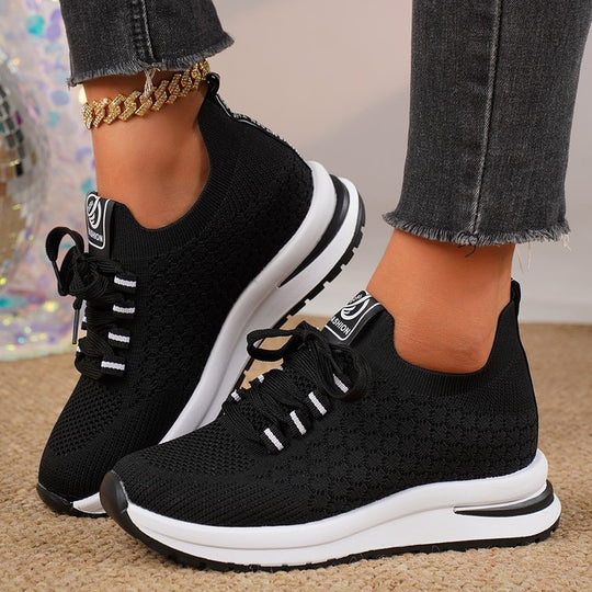 Damen Sportliche Sneakers mit atmungsaktivem Mesh-Obermaterial und flexibler Sohle EB