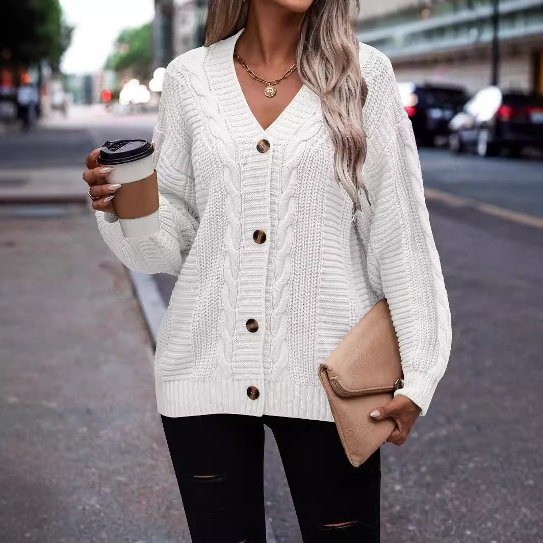 Damen modischer Strickcardigan mit Zopfmuster und Knopfdetail EB