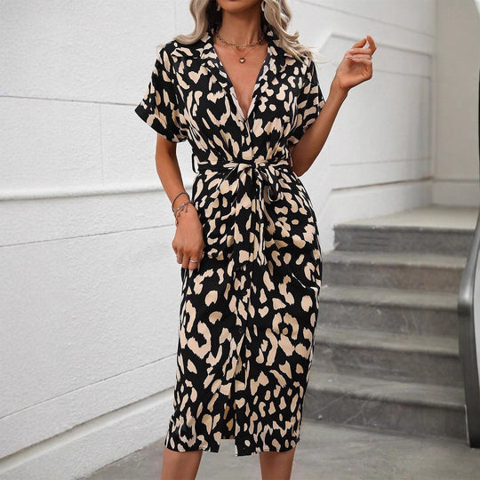 Damen Maxikleid mit schickem Knopfdesign und vorteilhaftem Schlitz EB