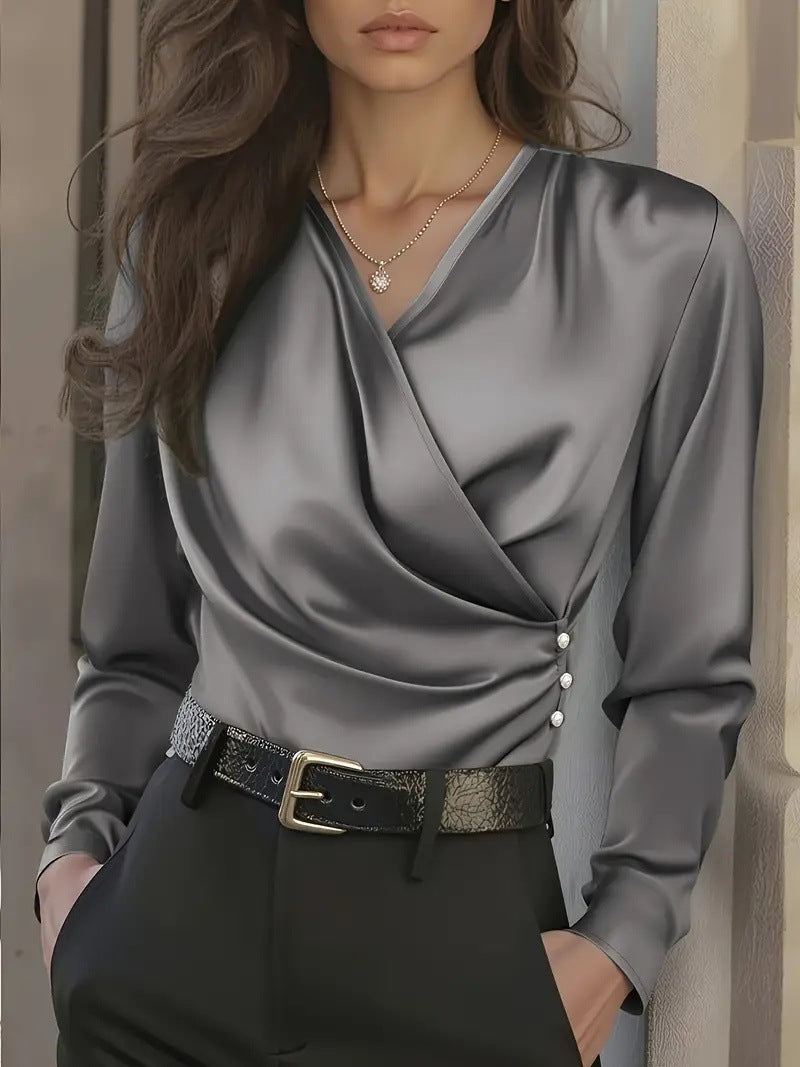 Damen Wickelbluse mit eleganten Knopfdetails EB