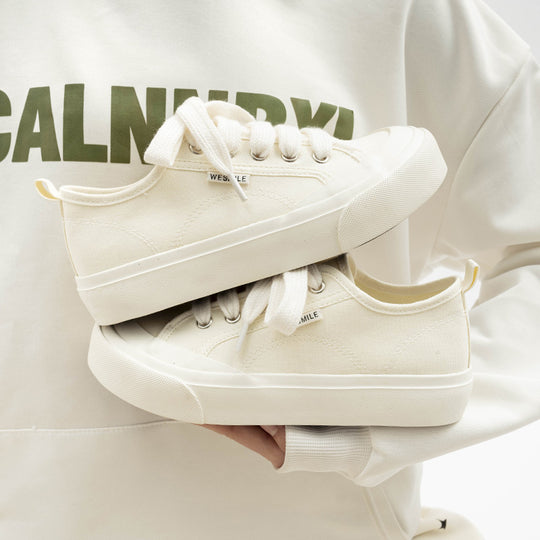 Damen Sneakers aus strapazierfähigem Canvas-Material mit rutschfester Gummisohle EB