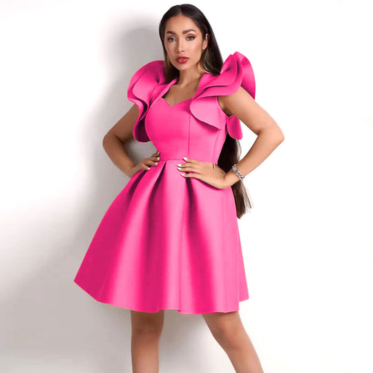 Damen Abendkleid mit voluminösen Rüschendetails EB