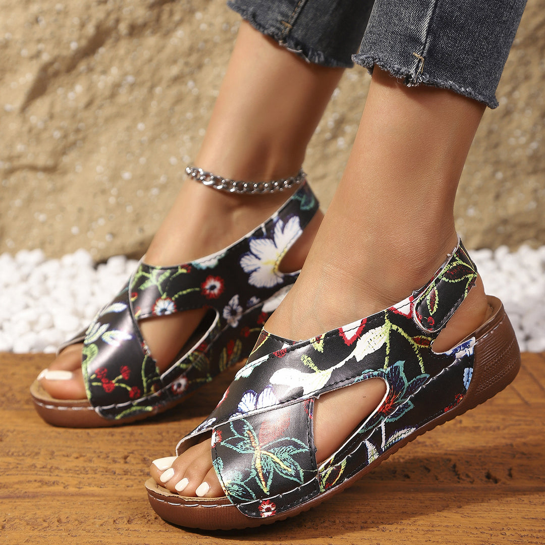 Damen modische Slingback-Sandalen mit stylishem Krokodil-Design und komfortablem Fußbett EB