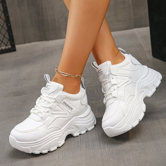 Damen Sneaker mit sportlichem Design und dämpfender Sohle EB