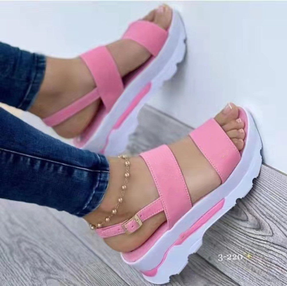 Damen Komfortable Plateau-Sandalen mit breiten Riemen und innovativer Sohle EB