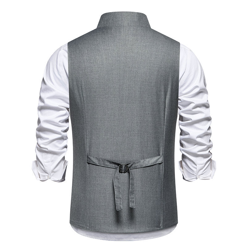 Herren elegante Anzugweste mit asymmetrischem Kragen und modernen Akzenten EB