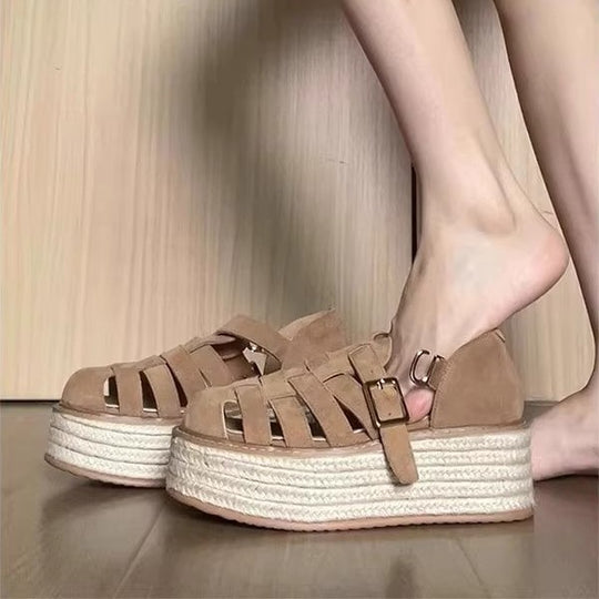 Damen Plattform-Sandalen mit geflochtenem Riemendetail und bequemer Sohle EB