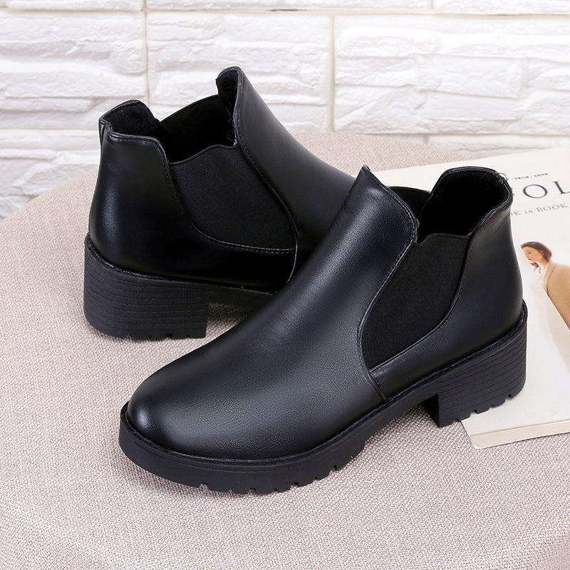 Damen Chelsea-Stiefel mit elastischen Einsätzen und komfortabler Laufsohle EB