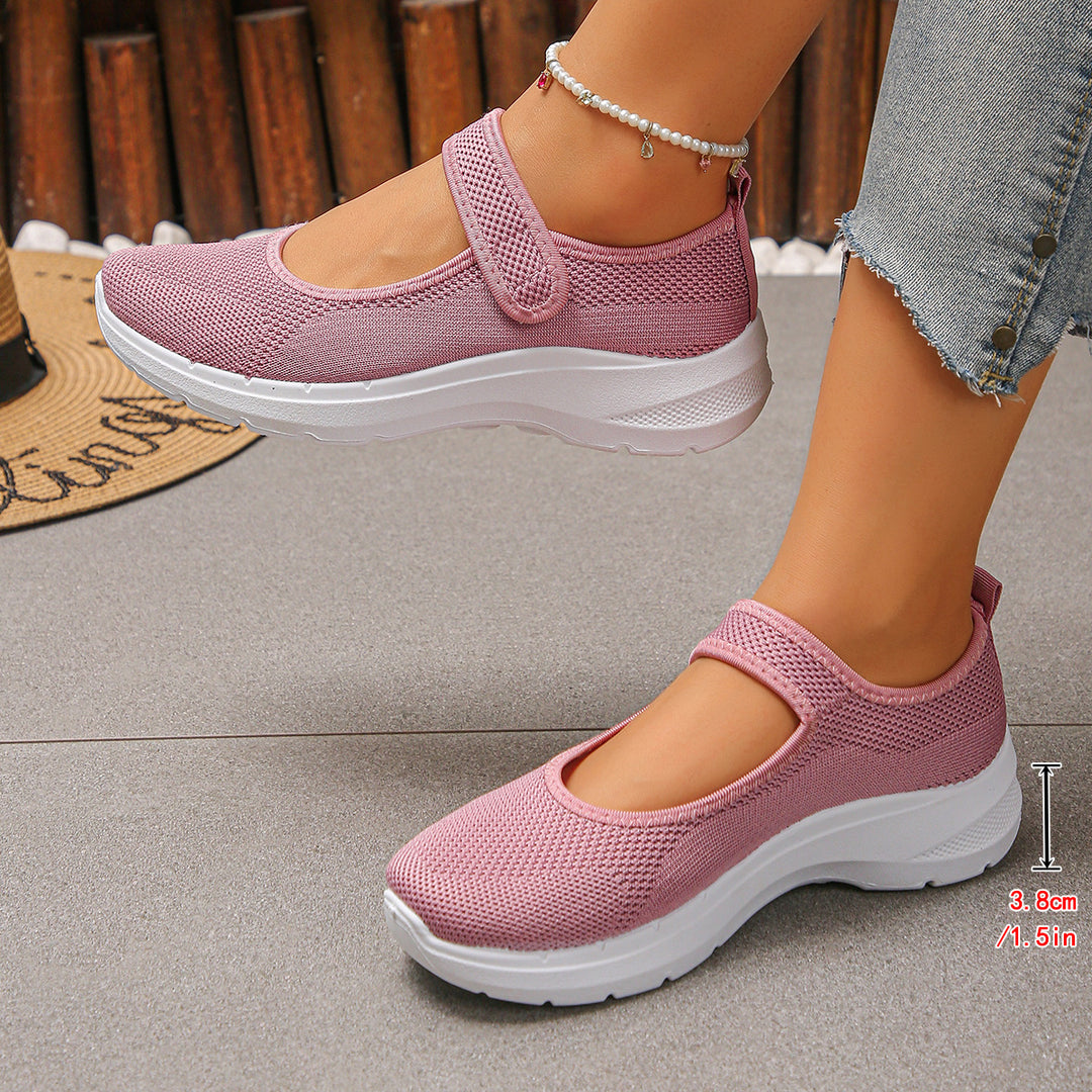 Damen Sportliche Slip-On Sneakers mit atmungsaktivem Mesh-Obermaterial und elastischen Riemen EB