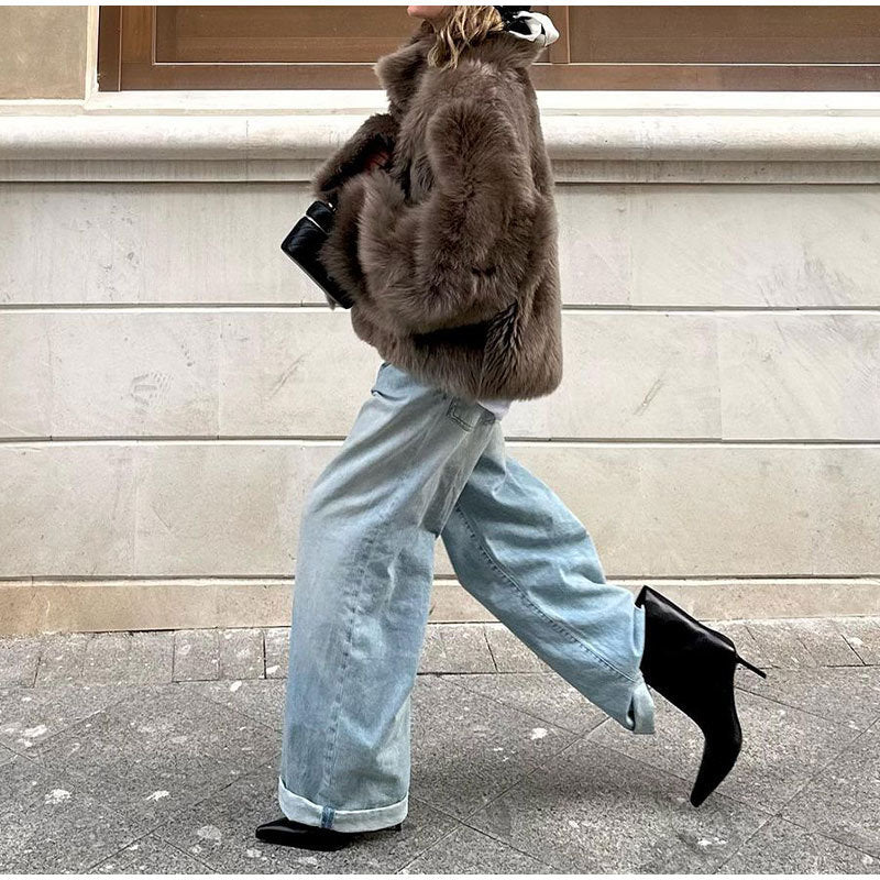 Damen Kuschelige Kunstfelljacke mit voluminösem Kragen EB