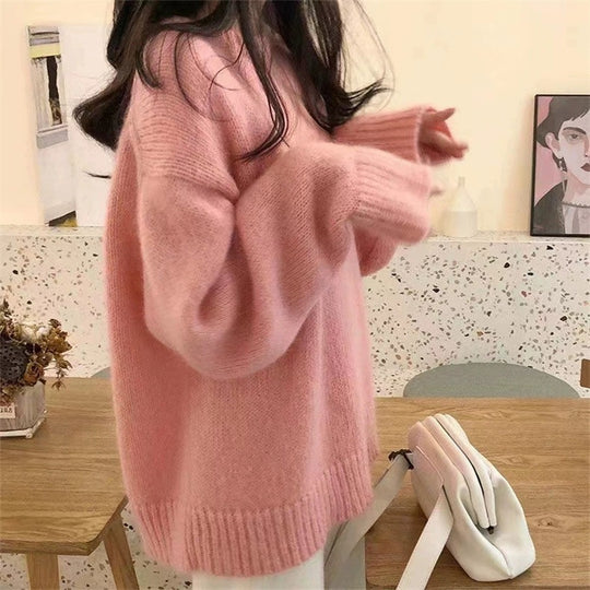 Damen Lässiger Kuschel-Feinstrickpullover mit Stehkragen und verlängerten Bündchen EB