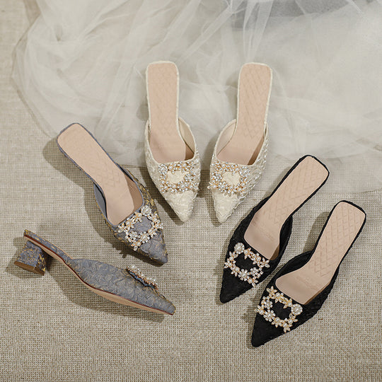 Damen elegante spitze Mules mit luxuriösem Schmuckdetail EB