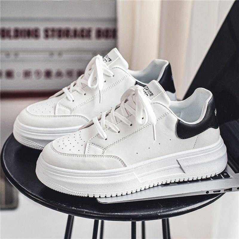 Damen Sportliche Sneakers mit hochgradigem Komfort und trendigen Designelementen EB