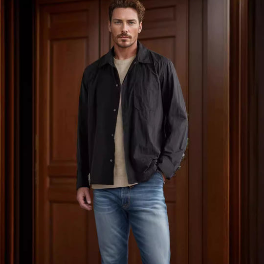 Herren leichte Freizeitjacke mit praktischem Druckknopfverschluss und modernem Schnitt EB