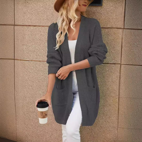 Damen Strickcardigan mit großzügigen Taschen und modernem Zopfmuster EB